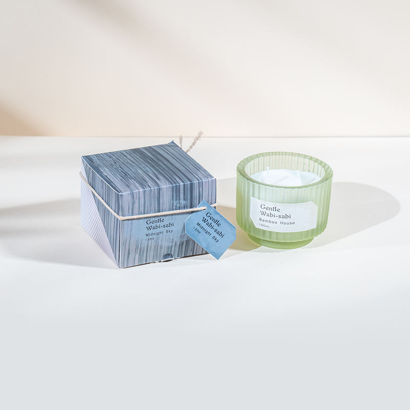 縦ストライプの丸いガラスのキャンドルカップの香りのキャンドル - エコソイワックスキャンドルベンダー