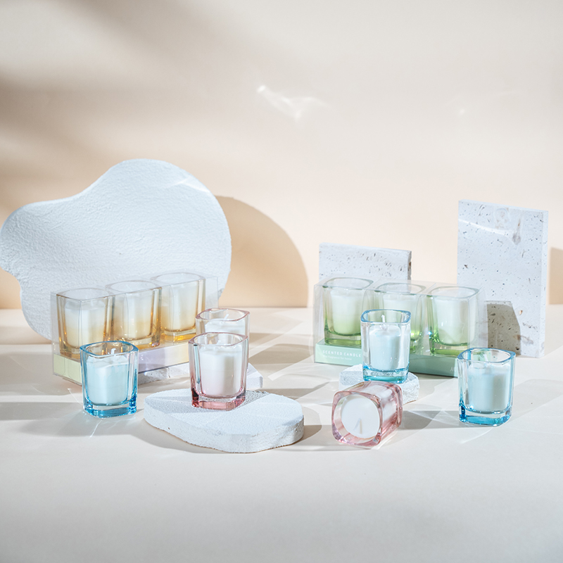 グラデーションカラーのスクエアキャンドル3個セット